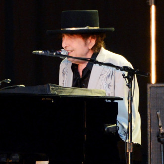 Bob Dylan announces 10-date UK tour for later this year