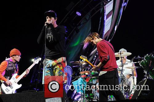 Red Hot Chili Peppers 4