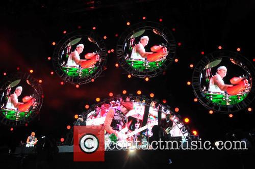 Red Hot Chili Peppers 10